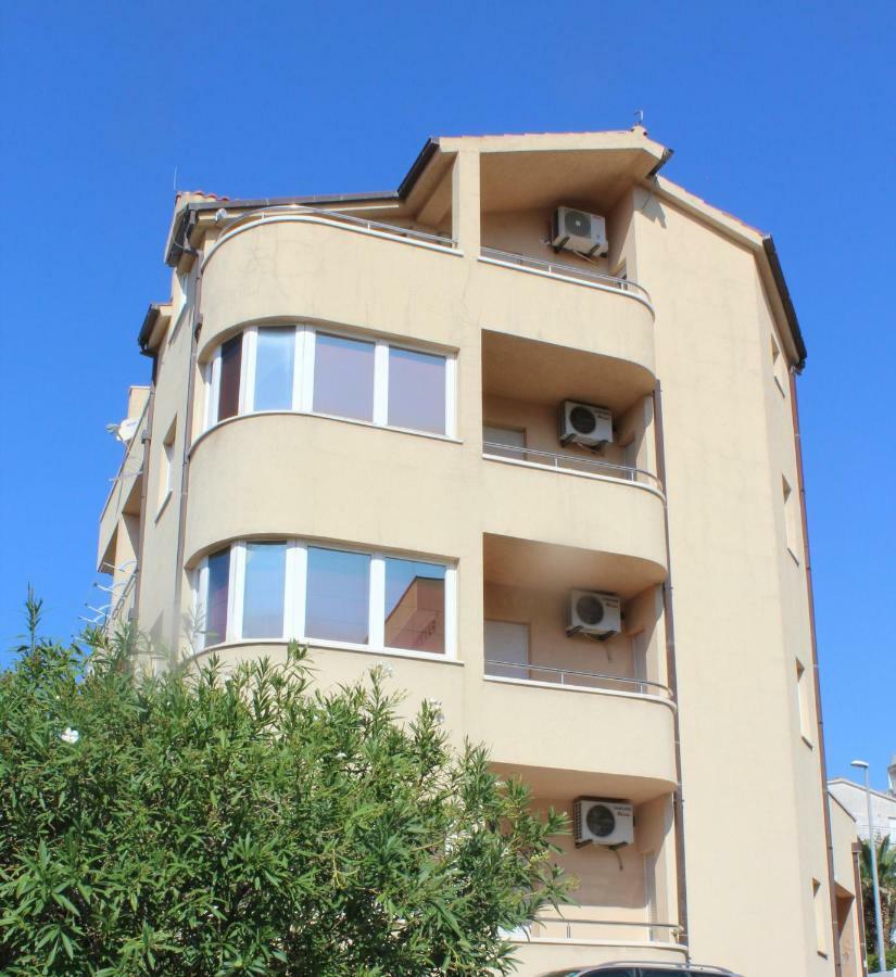 Apartman Magdalena Galileo Plaza Макарска Екстериор снимка
